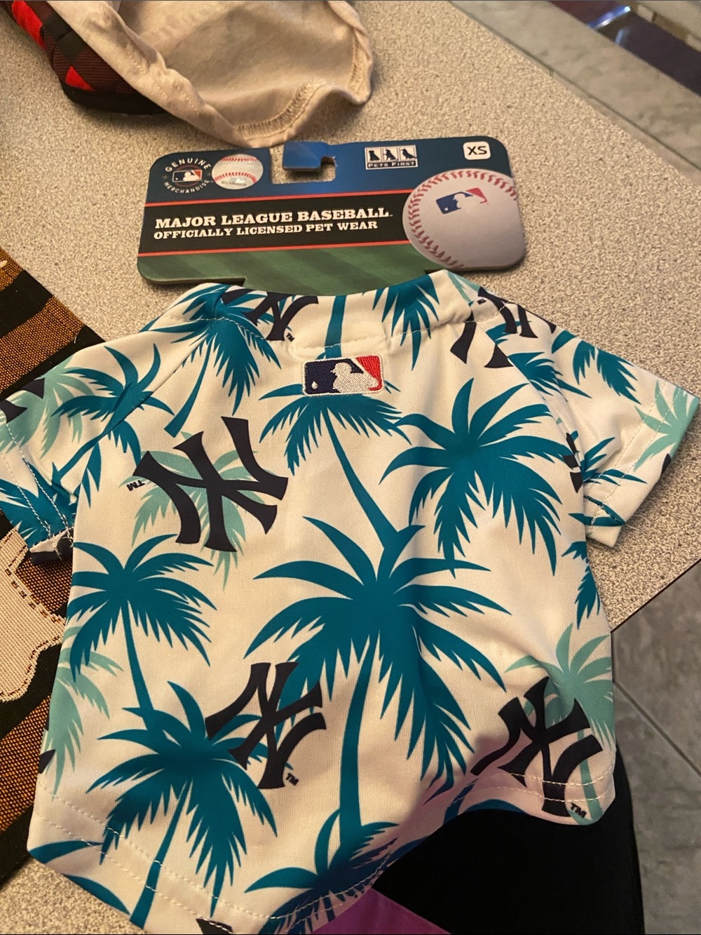 MLB New York YankeespetPalm-Print Shirt - Teal & White